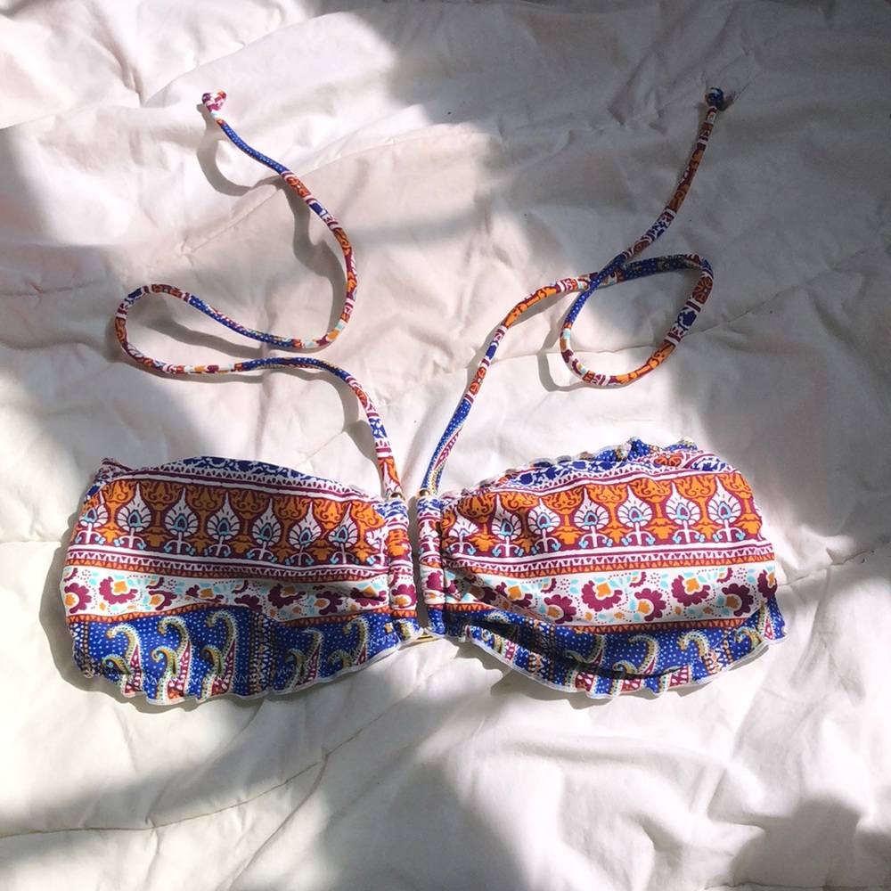 patterned strapless bathing suit top